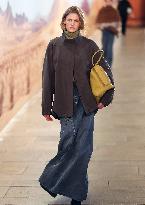 PFW - Time Runway