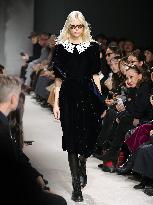 Alain-Gil Gonzalez - PFW - Junya Watanabe Runway - Bela