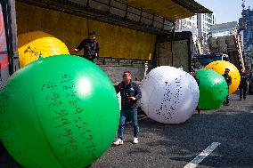 Truckers And Construction Workers Rally In Seoul For Labor Rights And Presidential Impeachment