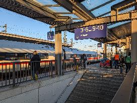 Train Platform Cleaner