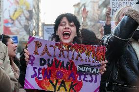 Women's Day Night March - Istanbul