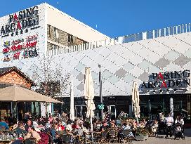 Exterior Shopping Mall Pasing Arcaden