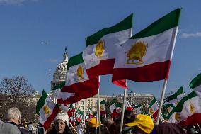 Free Iran Supporters Are Protesting In Washington D.C.