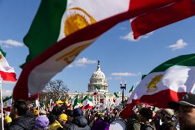 Free Iran Supporters Are Protesting In Washington D.C.