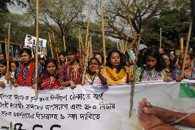 Students Protest Against Rape In Bangladesh