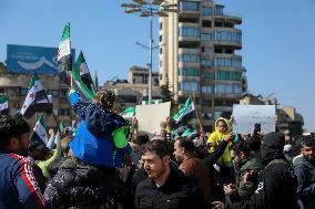 Demonstration in support of the new government - Aleppo