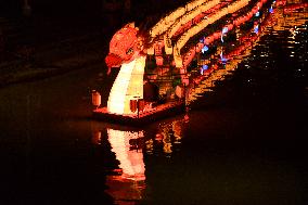 Golden Snake Lantern Boat in Zhangzhou