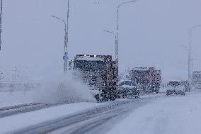 Heavy Snow Hit Altay