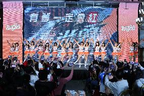 Uni-Girls