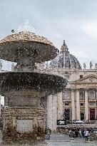 General View Shows St Peter's Basilica