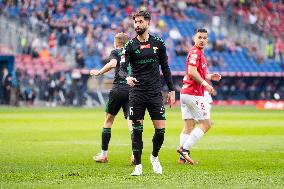 Wisla Krakow v Gornik Leczna - Betclic 1 Liga