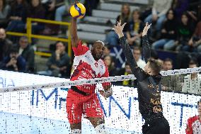 Rana Verona v Gas Sales Bluenergy Piacenza - Italian SuperLega Volley Chamionship