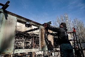 Repairing volunteer workshop in Zaporizhzhia after Russian drone attack
