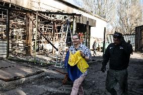 Repairing volunteer workshop in Zaporizhzhia after Russian drone attack