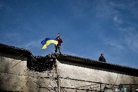 Repairing volunteer workshop in Zaporizhzhia after Russian drone attack