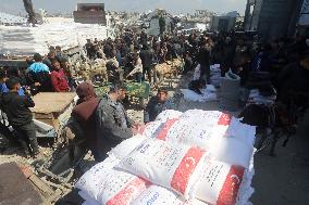 Distribution of Humanitarian Aid in The Jabalia Camp - Gaza