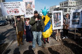 Rally at US Embassy in Kyiv