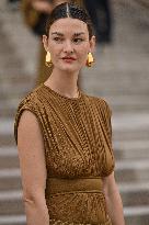 PFW Zimmerman Outside Arrivals