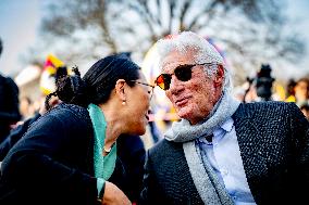 Richard Gere Joins Tibetans and Supporters In The Hague