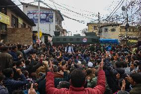 Daily Wagers And Casual Laborers Protest In Srinagar