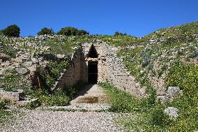 Tourists Visiting The Archaeological Site Of Mycenae.