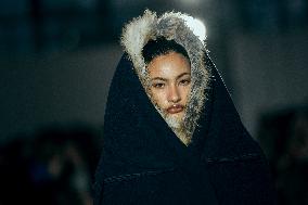 PFW - Ottolinger Runway - Paris AJ