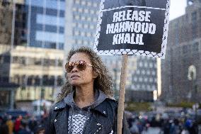 Hundreds Rally To Demand Release Of Pro-Palestinian Activist
