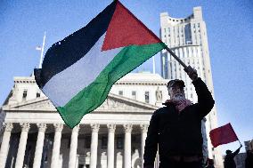 Hundreds Rally To Demand Release Of Pro-Palestinian Activist