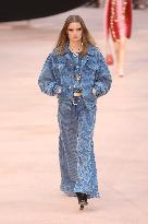 PFW Chanel Runway