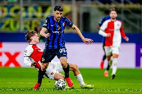 FC Internazionale Milano v Feyenoord - UEFA Champions League 2024/25 Round of 16 Second Leg