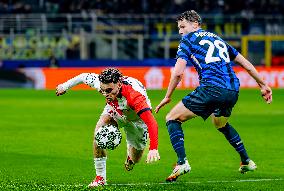 FC Internazionale Milano v Feyenoord - UEFA Champions League 2024/25 Round of 16 Second Leg