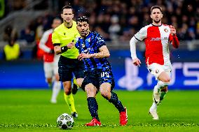 FC Internazionale Milano v Feyenoord - UEFA Champions League 2024/25 Round of 16 Second Leg