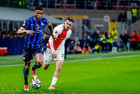 FC Internazionale Milano v Feyenoord - UEFA Champions League 2024/25 Round of 16 Second Leg