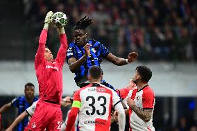 FC Internazionale Milano v Feyenoord - UEFA Champions League 2024/25 Round of 16 Second Leg