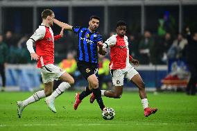 FC Internazionale Milano v Feyenoord - UEFA Champions League 2024/25 Round of 16 Second Leg