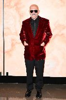 PFW Yves Saint Laurent Photocall