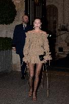 PFW - Kate And Lila Moss Head To Saint Laurent