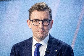 Government crisis in Estonia.