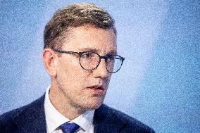 Government crisis in Estonia.