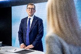 Government crisis in Estonia.