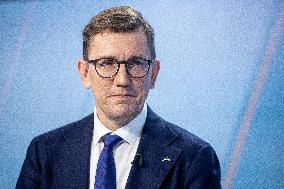 Government crisis in Estonia.