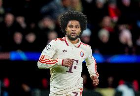 Bayer 04 Leverkusen vs Bayern Munich - Champions League Round of 16