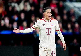 Bayer 04 Leverkusen vs Bayern Munich - Champions League Round of 16