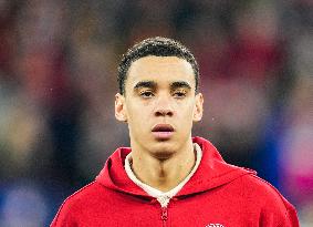 Bayer 04 Leverkusen vs Bayern Munich - Champions League Round of 16