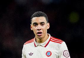 Bayer 04 Leverkusen vs Bayern Munich - Champions League Round of 16