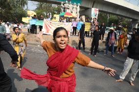 DU Theatre Students Protest At Violence Against Women