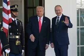 DC: President Trump and PM Martin hold a White House arrivals