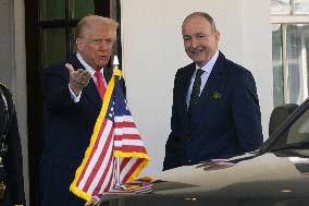 DC: President Trump and PM Martin hold a White House arrivals