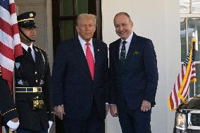 DC: President Trump and PM Martin hold a White House arrivals