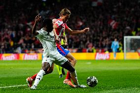 Atletico de Madrid v Real Madrid C.F. - UEFA Champions League 2024/25 Round of 16 Second Leg